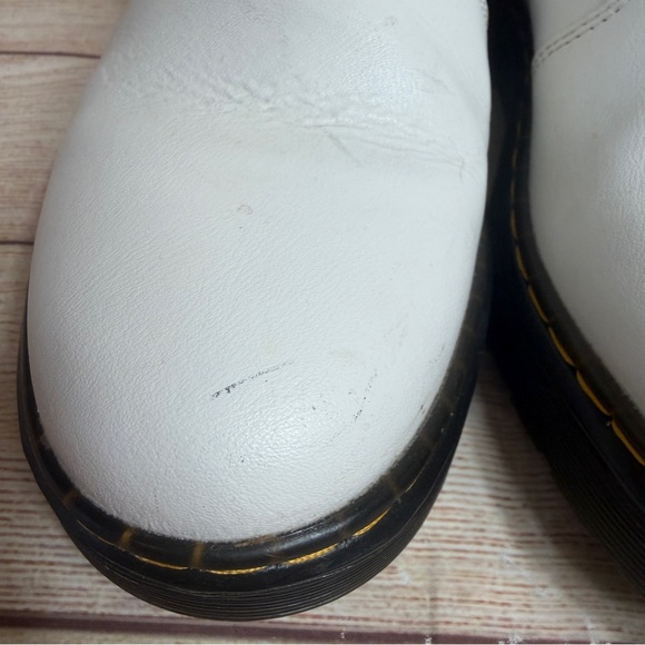 Dr Martens white Leather Platform Chelsea Boots. 41. Size 9 - Picture 2 of 9